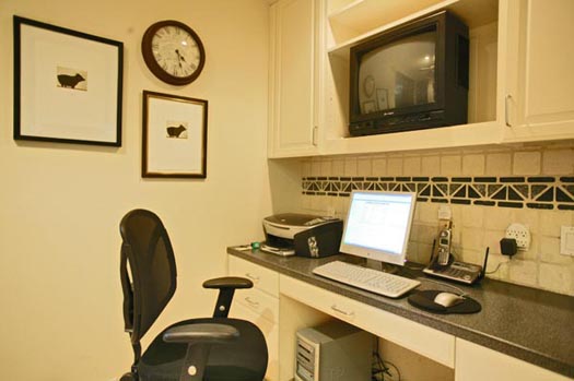 computer station